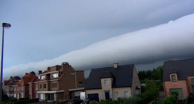 chmura rotorowa, roll clouds, zjawisko na niebie, zjawiska atmosferyczne