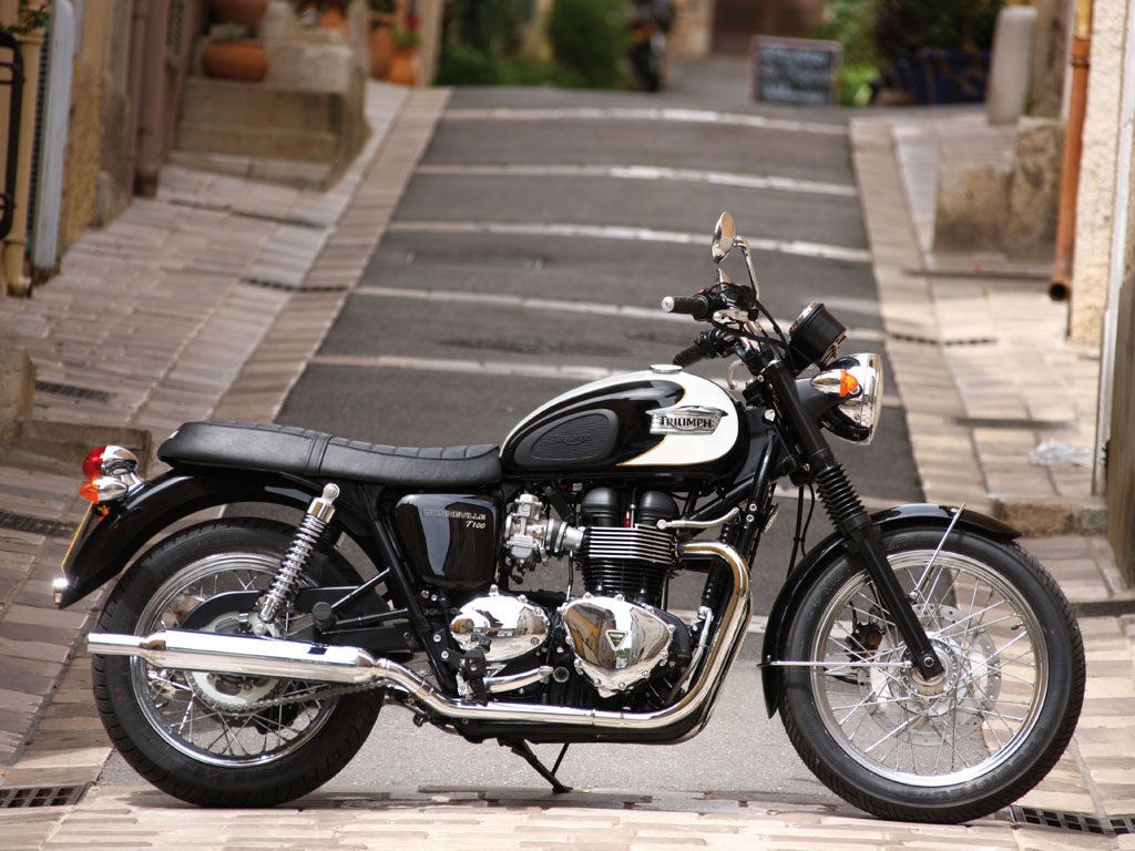 2010 New Triumph Motorcycles Bonneville T100