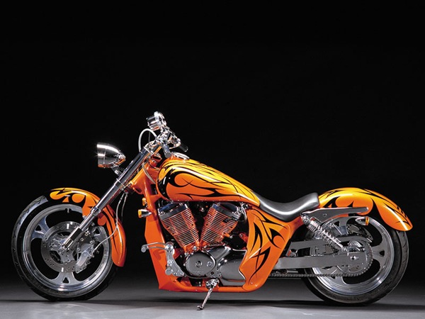 honda_shadow_750 custom_left