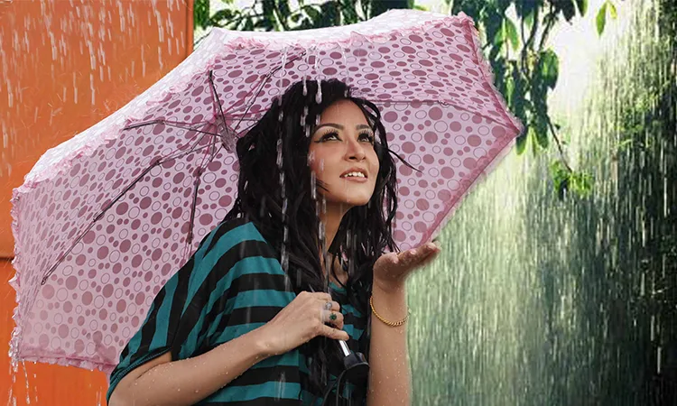 Rain Pics Download - Rain Romantic Pics - Rain Wet Couple Pic - bristi pic hd - NeotericIT.com