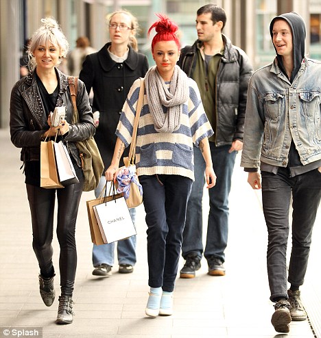 Cher Lloyd clowns around with cher lloyd red hair x factor tour. Cher Lloyd clowns around with