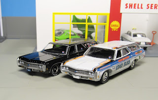 Auto World 1969 Chevy Kingswood Estate hobby exclusive