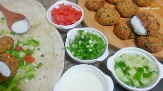 how to make falafel?