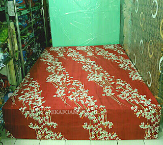 Kasur inoac terbaru 2017 motif Bunga randu merah maroon