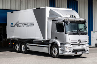 Mercedes-Benz eActros (2022) Front Side 2