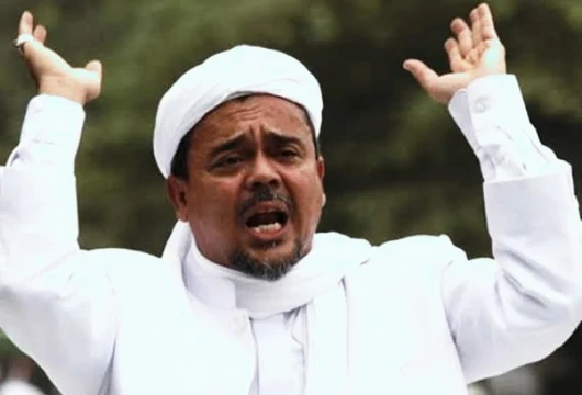 Izin Tinggal Habis, Kemlu Serahkan Nasib Rizieq ke Arab Saudi