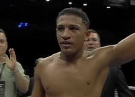 Joel Julio combate de boxeo