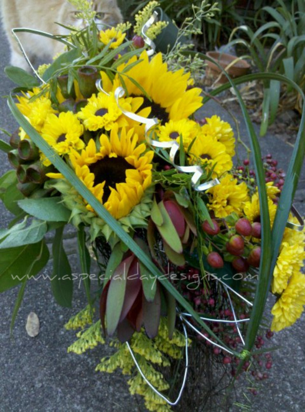A Special Day Designs DIY Sacramento Lake Tahoe Wedding Flowers Sunflower 