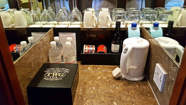 min-bar and coffee amenities at swissotel the stamford in Singapore