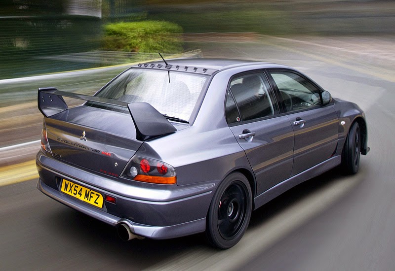 Gambar Mobil Mitsubishi Lancer Evolution VIII MR FQ-400