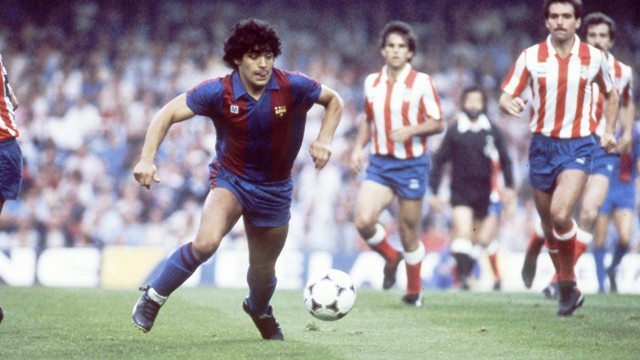 Players wore No.10 in FC Barcelona - Maradona