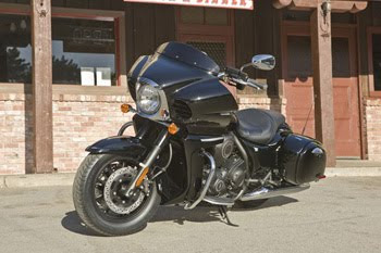 MOTORCYCLE KAWASAKI VULCAN 1700 VAQUERO 2011-TOURING