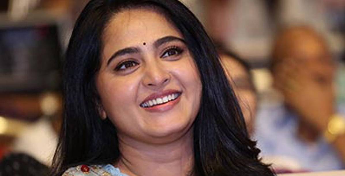 why-senior-tollywood-actress-anushka-in-such-hurry
