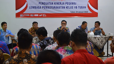 Resolusi Pemasyarakatan 2020: Kalapas Tuban Ajak Jajaran Bekerja dengan Semangat Baru