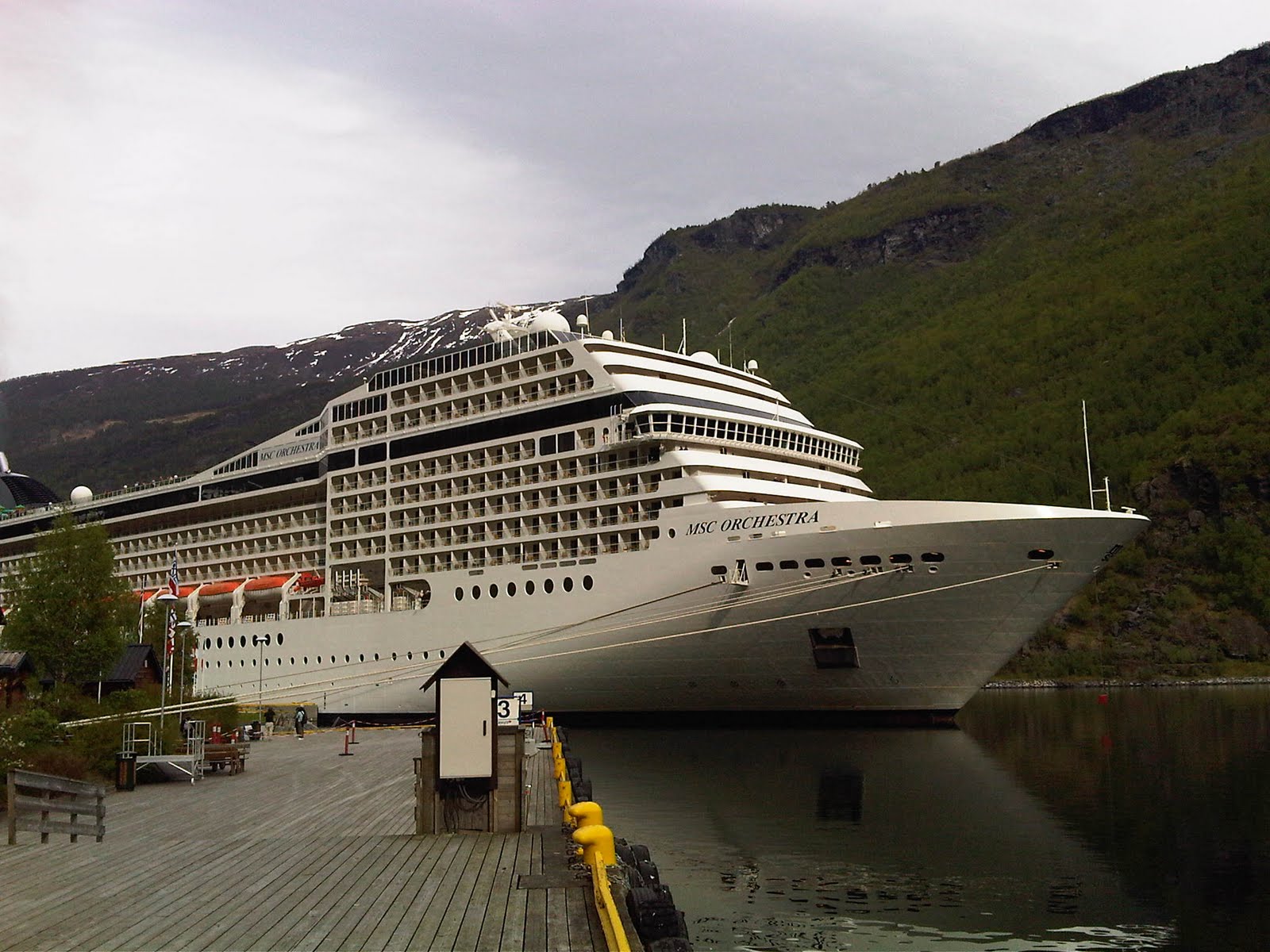 fiordos noruegos crucero msc