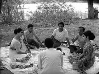 Satyajit Ray Bengali Classic Cinema Aranyer Din Ratri Sunil Gangopadhyay Soumitra Chatterjee Sharmila Tagore