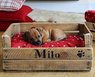 http://123manualidades.com/cama-para-las-mascotas-con-cajon-de-madera/2823/