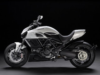 2011 Ducati Diavel