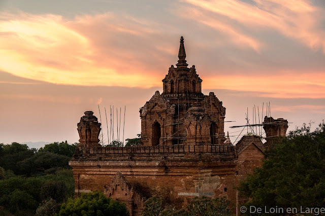 Vue du Monastère Shew Man Yin Taw- Bagan - Myanmar - Birmanie