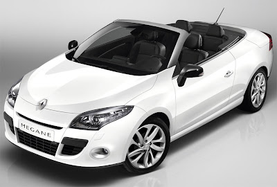 2011 Renault Megane Coupe Cabriolet Front Side View