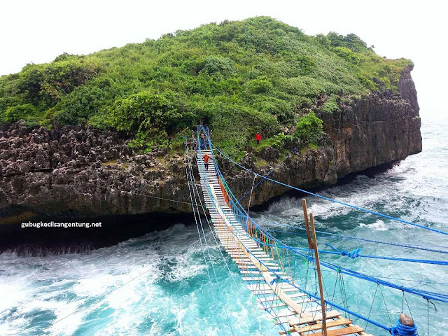 Pulau Kalong Gunungkidul Jogja