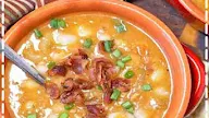  Slow Cooker Bean and Bacon Soup