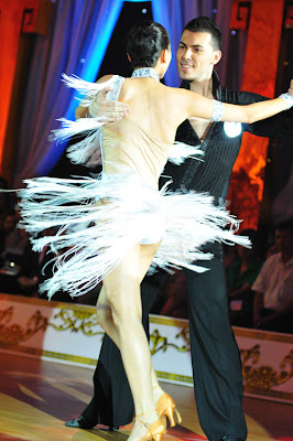 Ngo Thanh Van dancing pictures