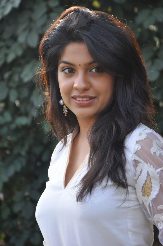 Malayalam Actress Archana Kavi Latest Spicy Photos 