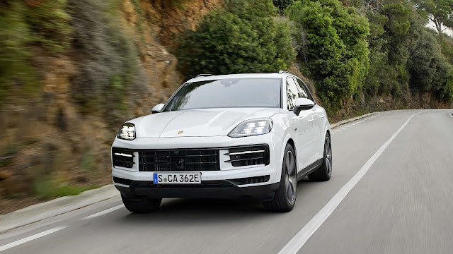 2024 Porsche Cayenne S E-Hybrid Debuts With 512 HP