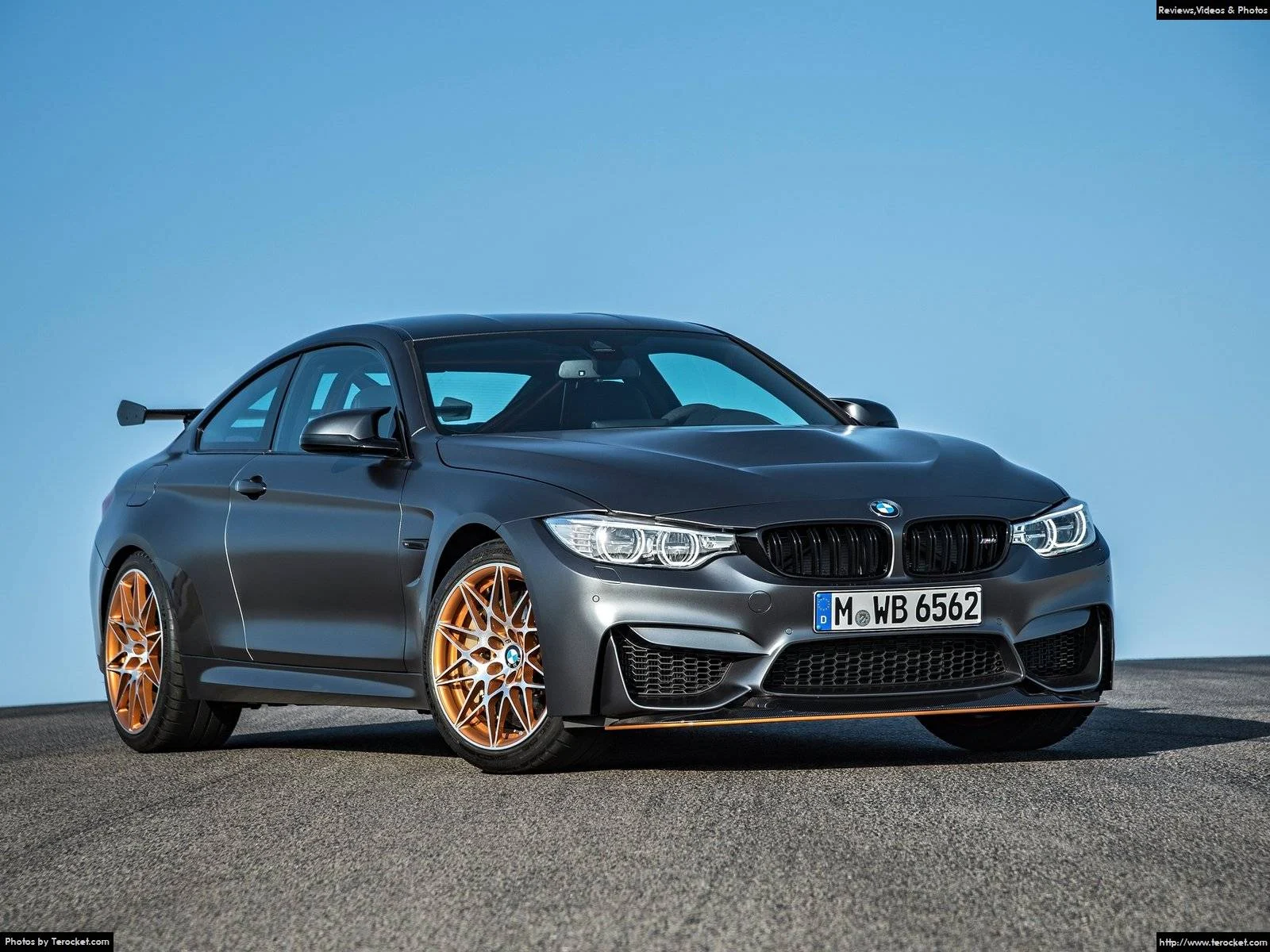 Hình ảnh xe ô tô BMW M4 GTS 2016 & nội ngoại thất