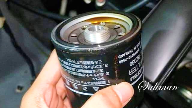 Hati-hati Saat Melepas Filter Oli Toyota Agya dan Daihatsu Ayla