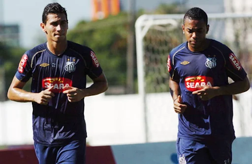 Robinho and Ganso train with Brazil national team