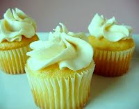 VANILLA BUTTER CREAM FROSTING