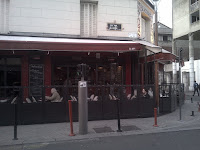 Brasserie typique Rue Paul-Bert Saint-Ouen Puces