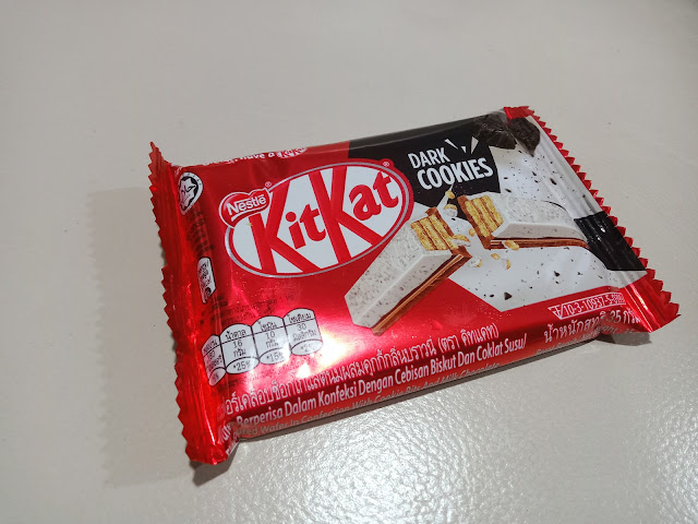 Kit Kat Dark Cookies