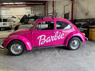 Volkswagen rosado de Barbie