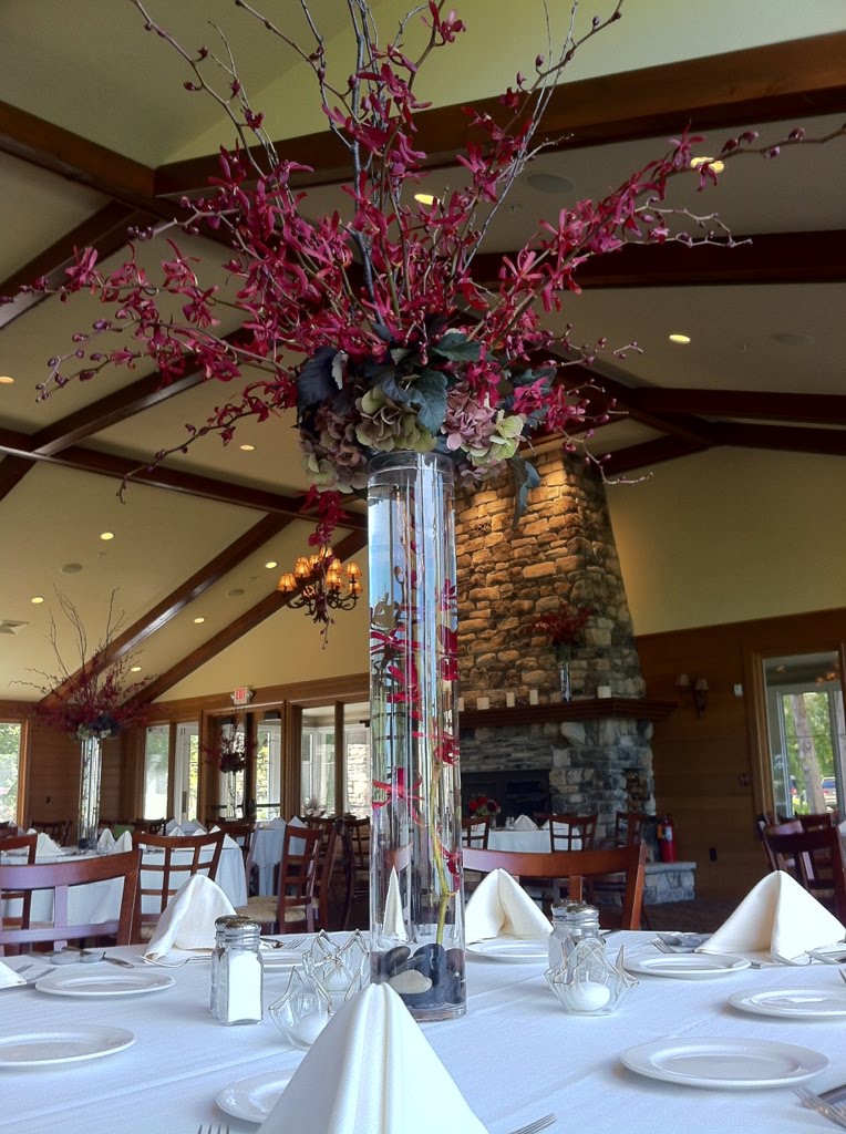 Centerpieces of antique hydrangea and those gorgeous red and burgundy