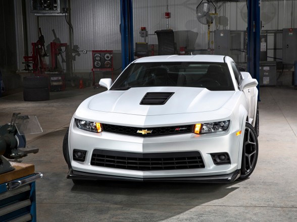 2014 Chevrolet Camaro Z/28 Reviews and Prices