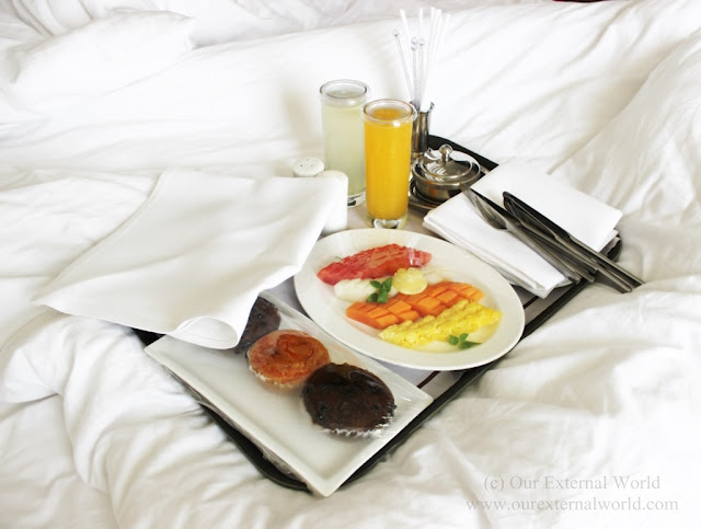 breakfast in bed