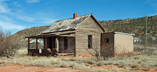 abandoned frame house cuervo new mexico