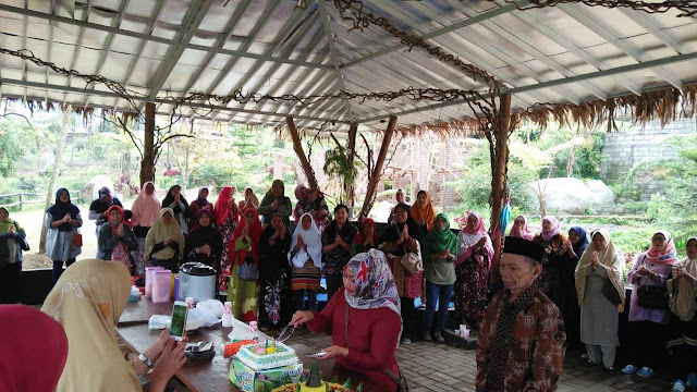 Ulang Tahun Lansia Dusun Gondang Desa Tulungrejo