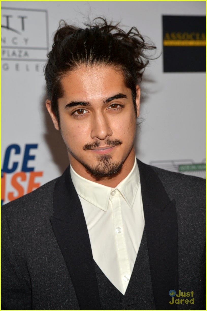 Celeb Diary: Zoey Deutch and her boyfriend Avan Jogia at 