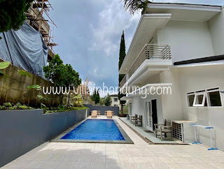 Villa ATR ( Private Pool Bagus Murah ) Istana Bunga lembang