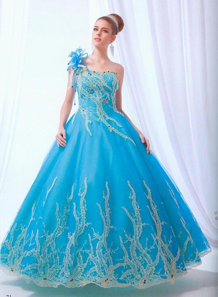 WhiteAzalea Ball  Gowns  A blue Sea of Ball  Gowns 
