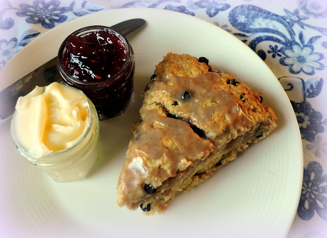 Oaty Cinnamon Scones