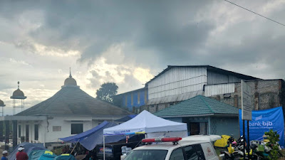 Kolaborasi bank bjb,Jabar Bergerak dan SEKAR Beri  Bantuan  Bencana Gempa Cianjur