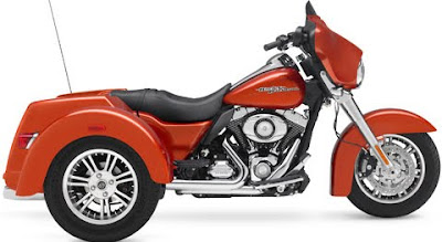 MOTORCYCLE HARLEY DAVIDSON FLHXXX STREET GLIDE TRIKE 2011