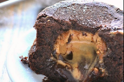 Chocolate Peanut Butter Lava Cake