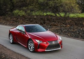 Front 3/4 view of 2019 Lexus LC 500