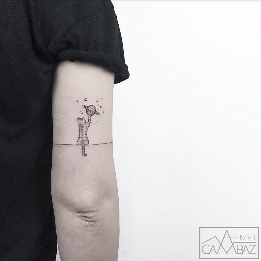 Tatuaje minimalista simple